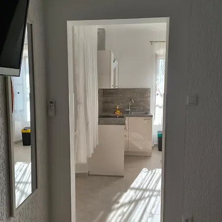 Studio Apartman Finally Mali Lošinj Exterior foto