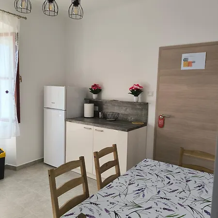 Studio Apartman Finally Mali Lošinj Exterior foto
